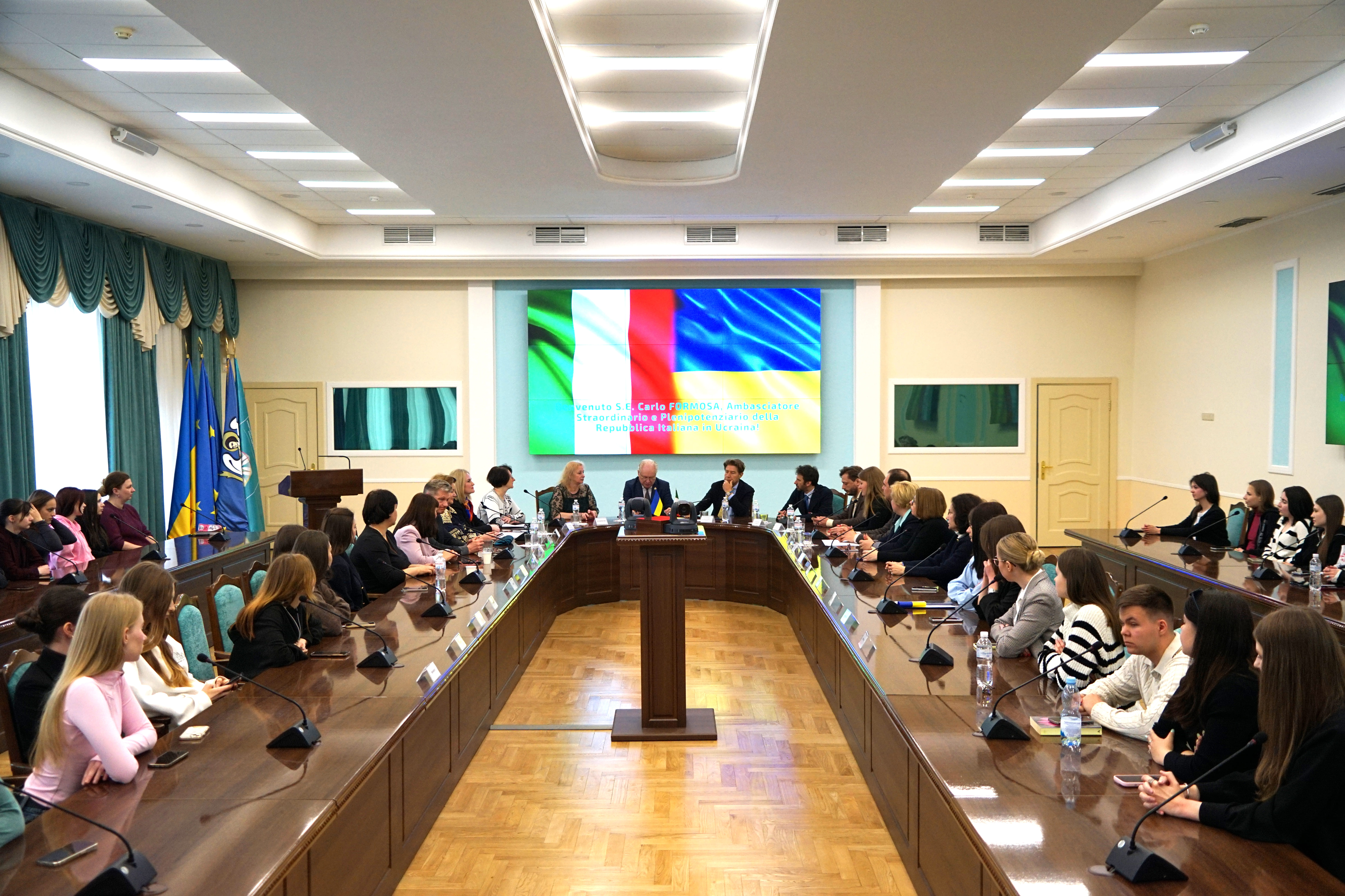 Зустріч із Надзвичайним і Повноважним Послом Італійської Республіки в Україні