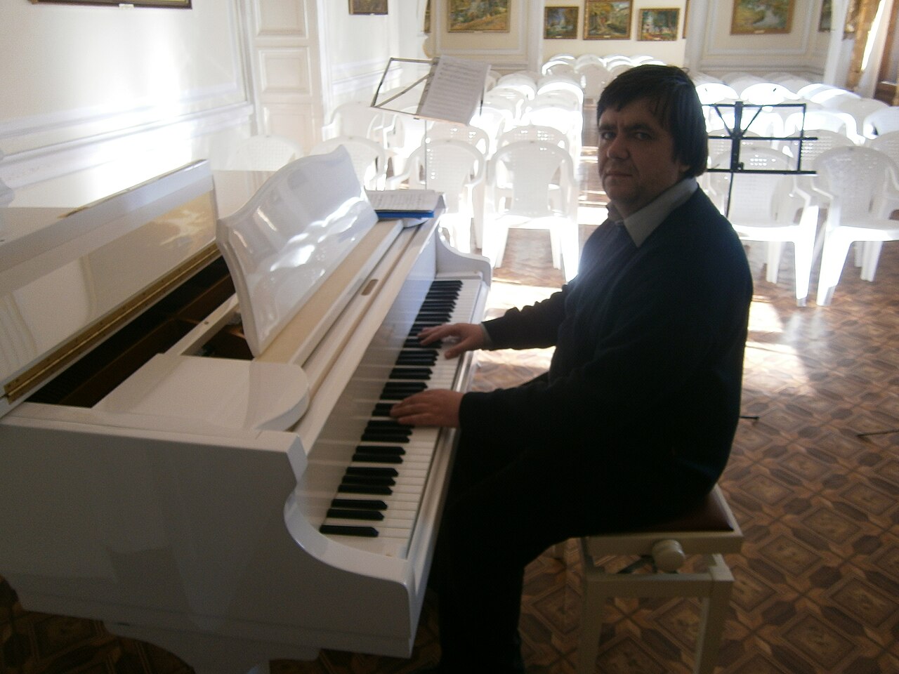 Кармазін Антон Олександрович